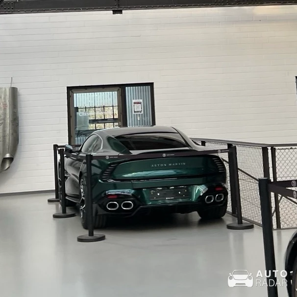 Aston Martin Vanquish spotted in Düsseldorf, Deutschland