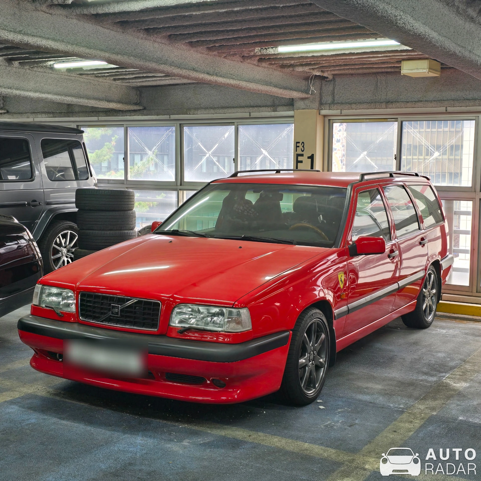 Volvo 850 T-R spotted in Seoul