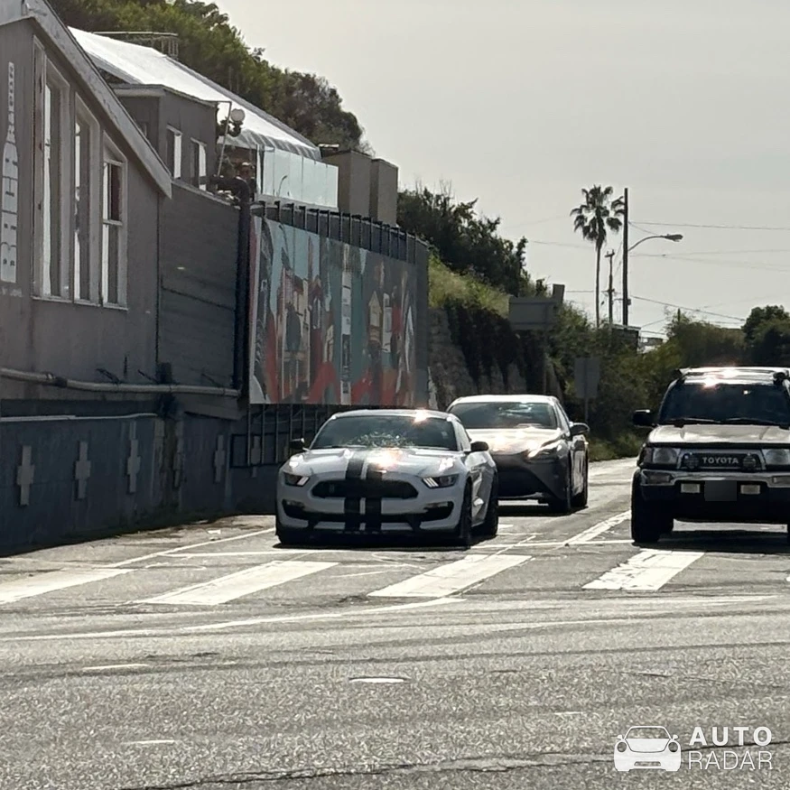 Ford Mustang Shelby GT350 spotted in Los Angeles, United States
