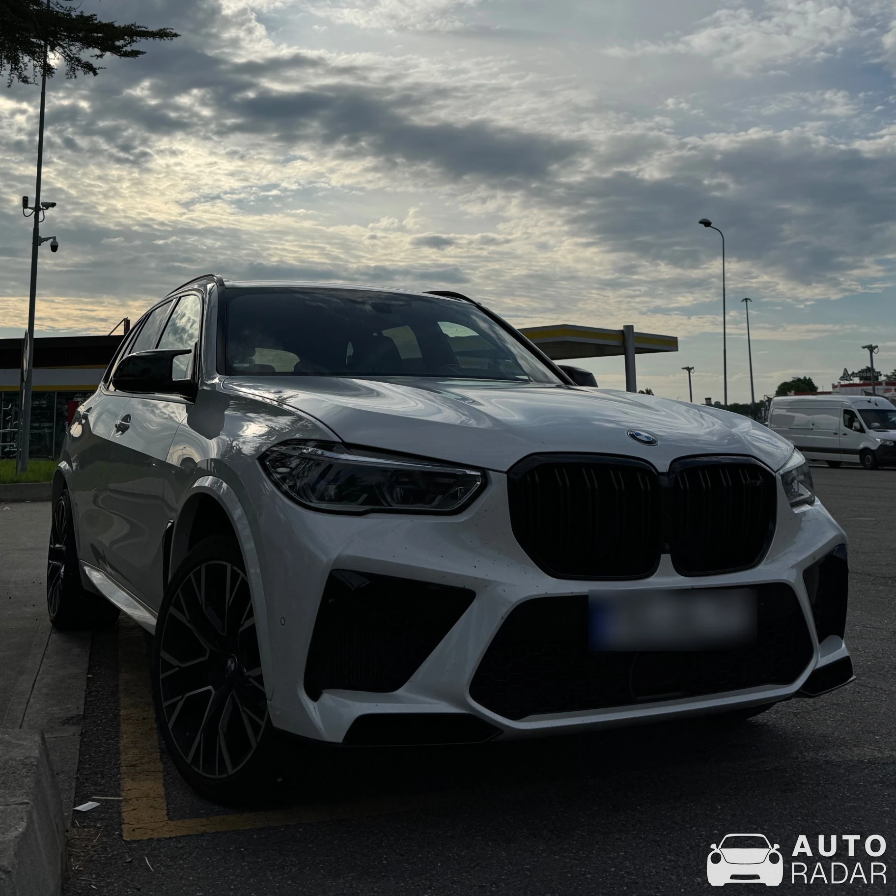 BMW X5 M F95 spotted in Stradella, Italien