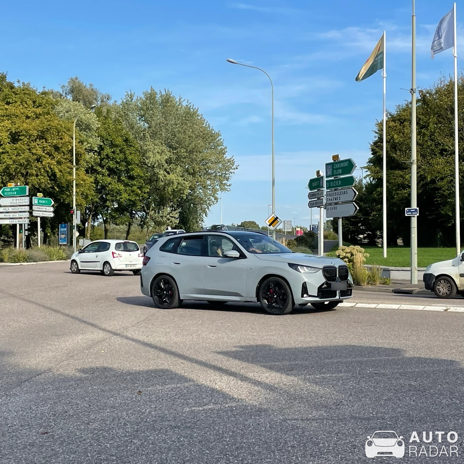BMW iX2 spotted in Toul