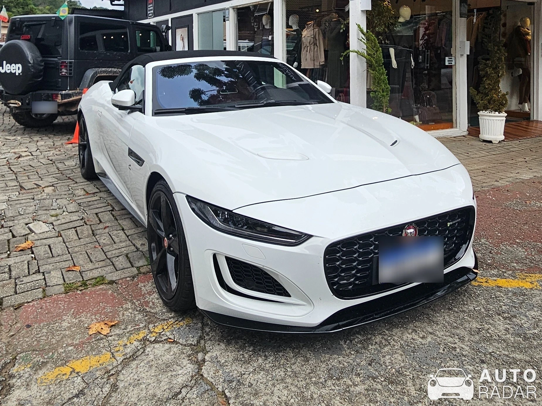 Jaguar F-Type P380 Convertible spotted in Campos do Jordão