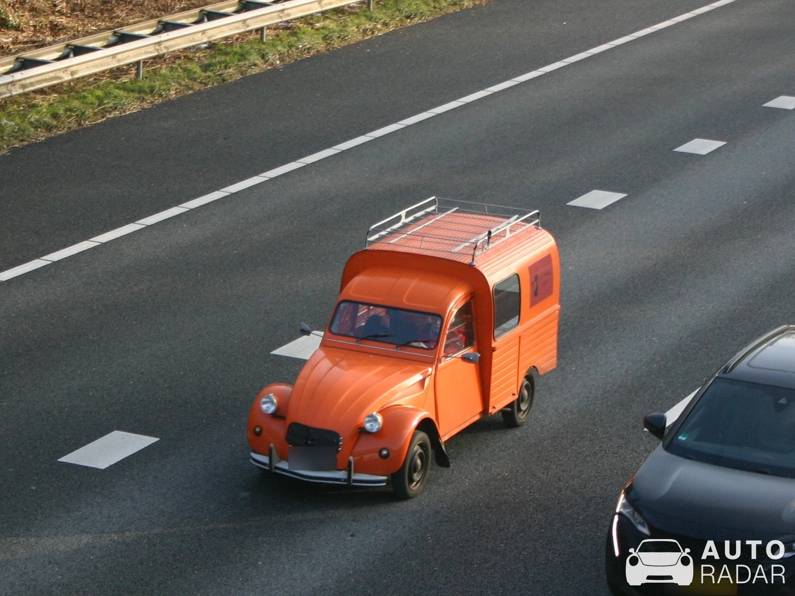 Citroën 2CV Fourgonnette spotted in Hengelo, Netherlands