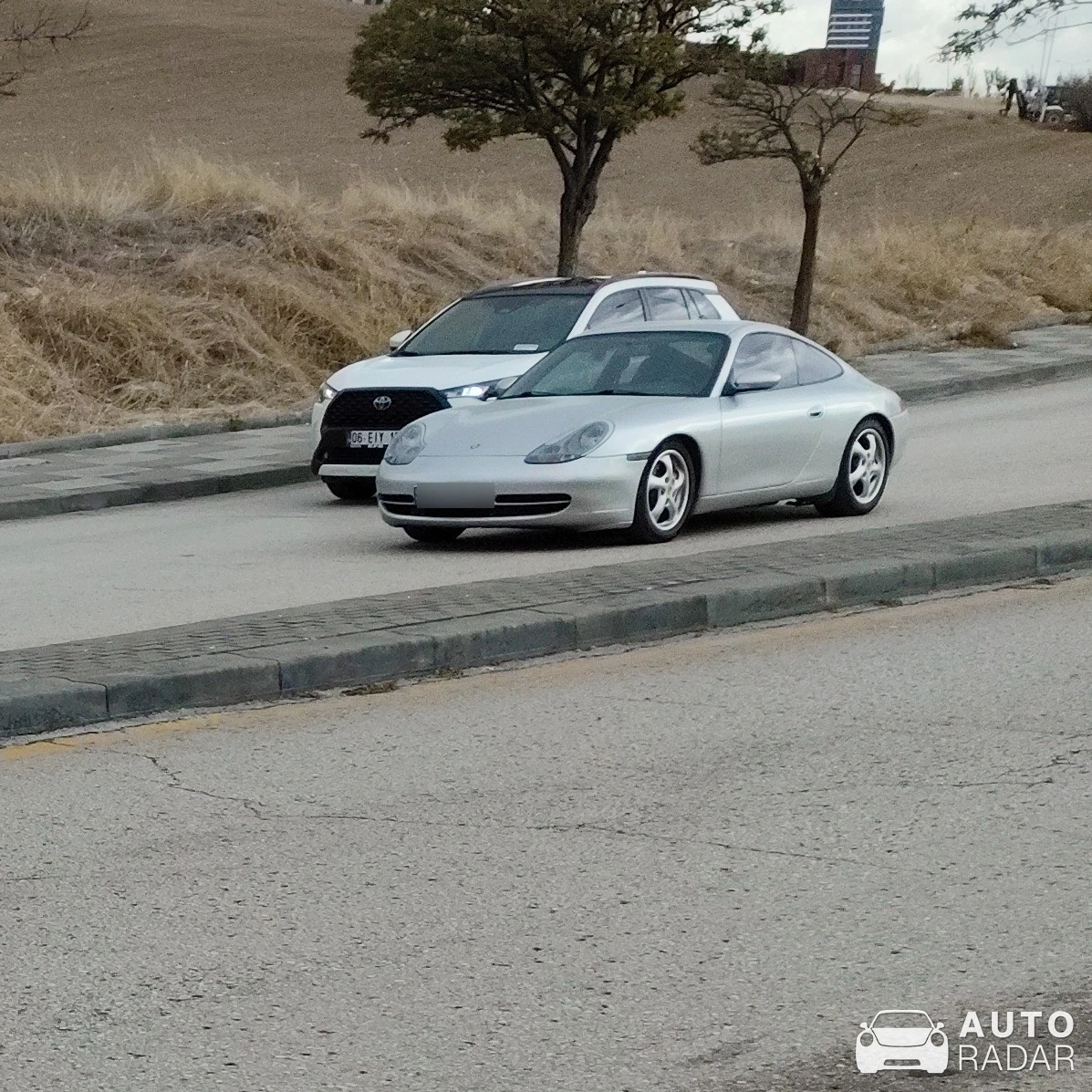 Porsche 996 Carrera spotted in Çankaya, Türkiye