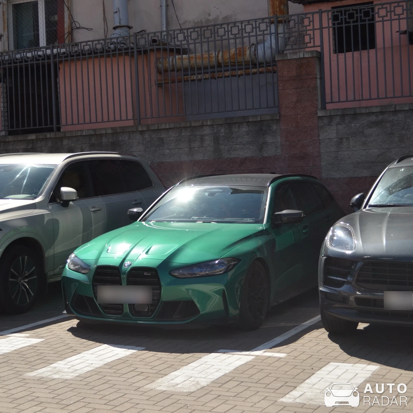 BMW M4 G82 Coupé Competition spotted in Minsk