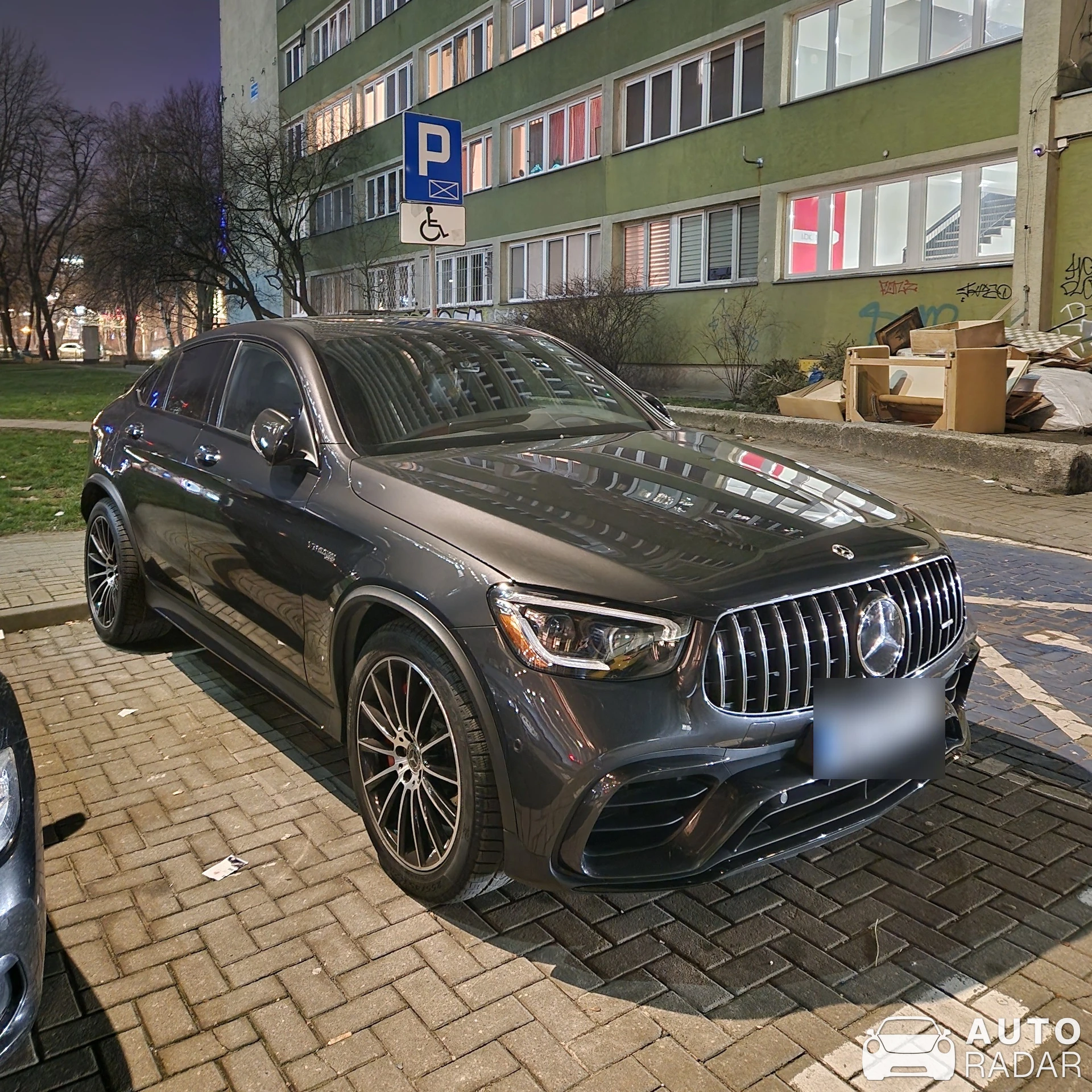 Mercedes-AMG GLC 63 S Coupé C253 2019 spotted in Warszawa, Polska