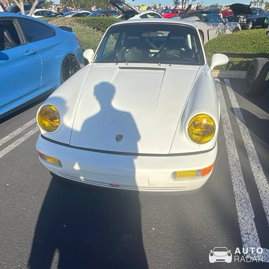 Porsche 964 Carrera RS spotted in El Segundo, United States