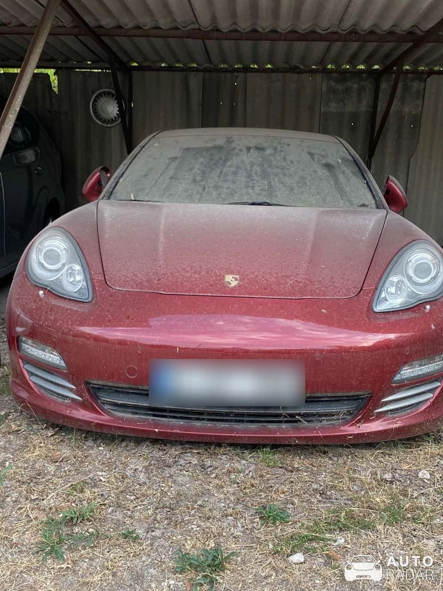 Porsche 970 Panamera spotted in Chișinău, Moldova