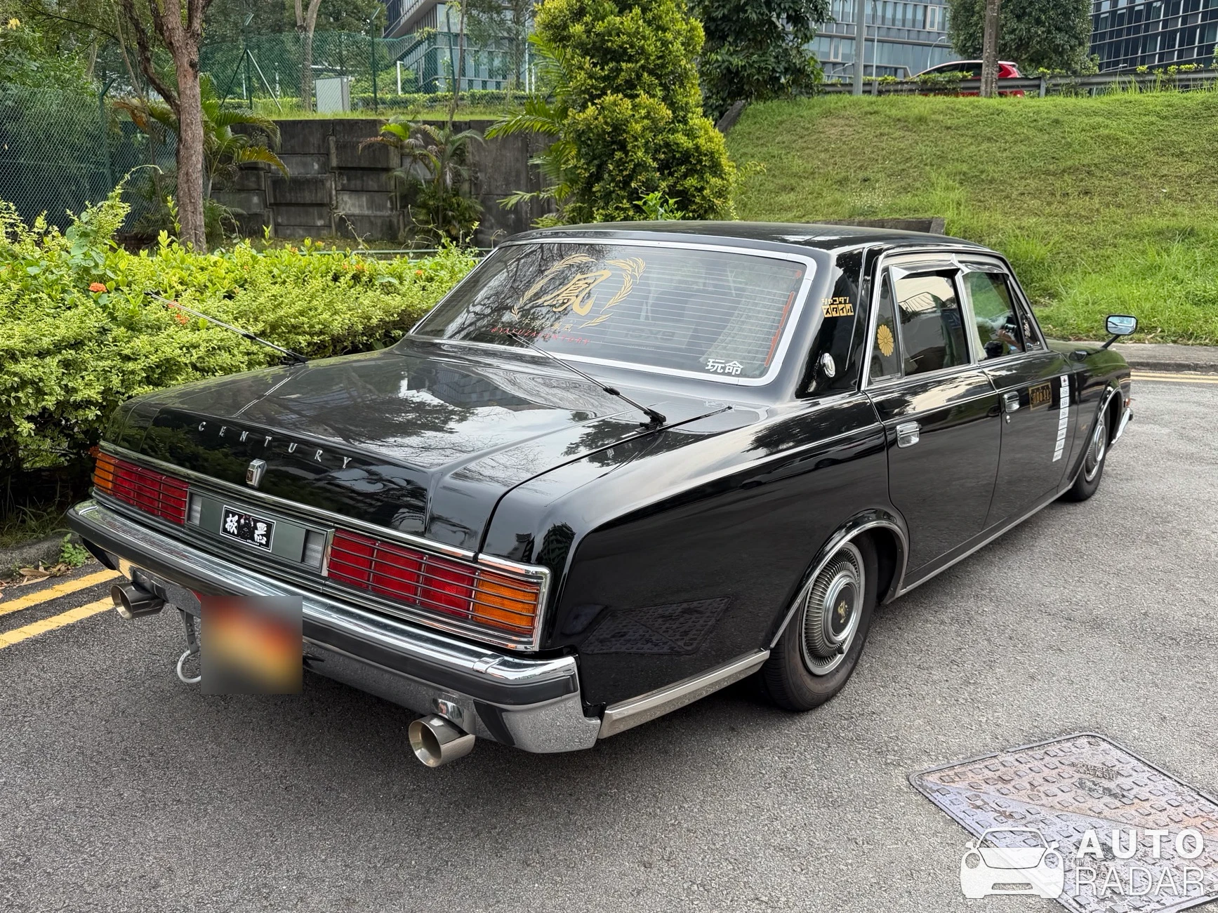 Toyota Century G40 spotted in Singapore