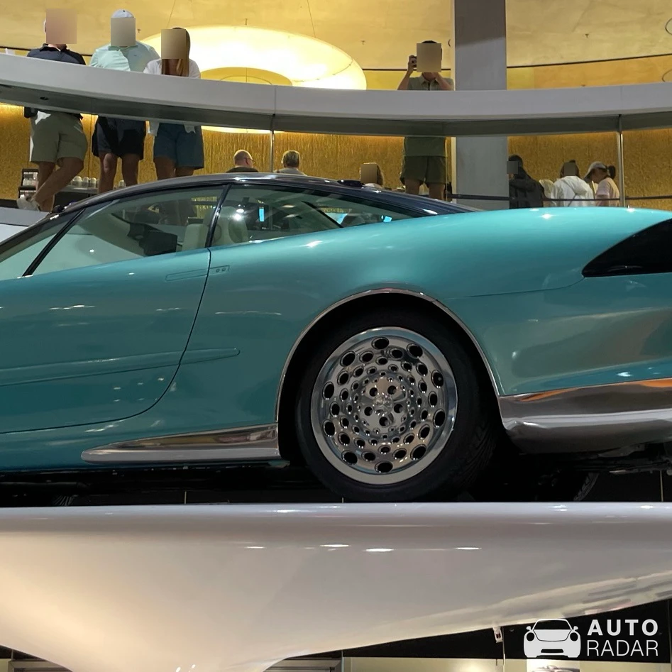 Mercedes-Benz F200 spotted in Stuttgart