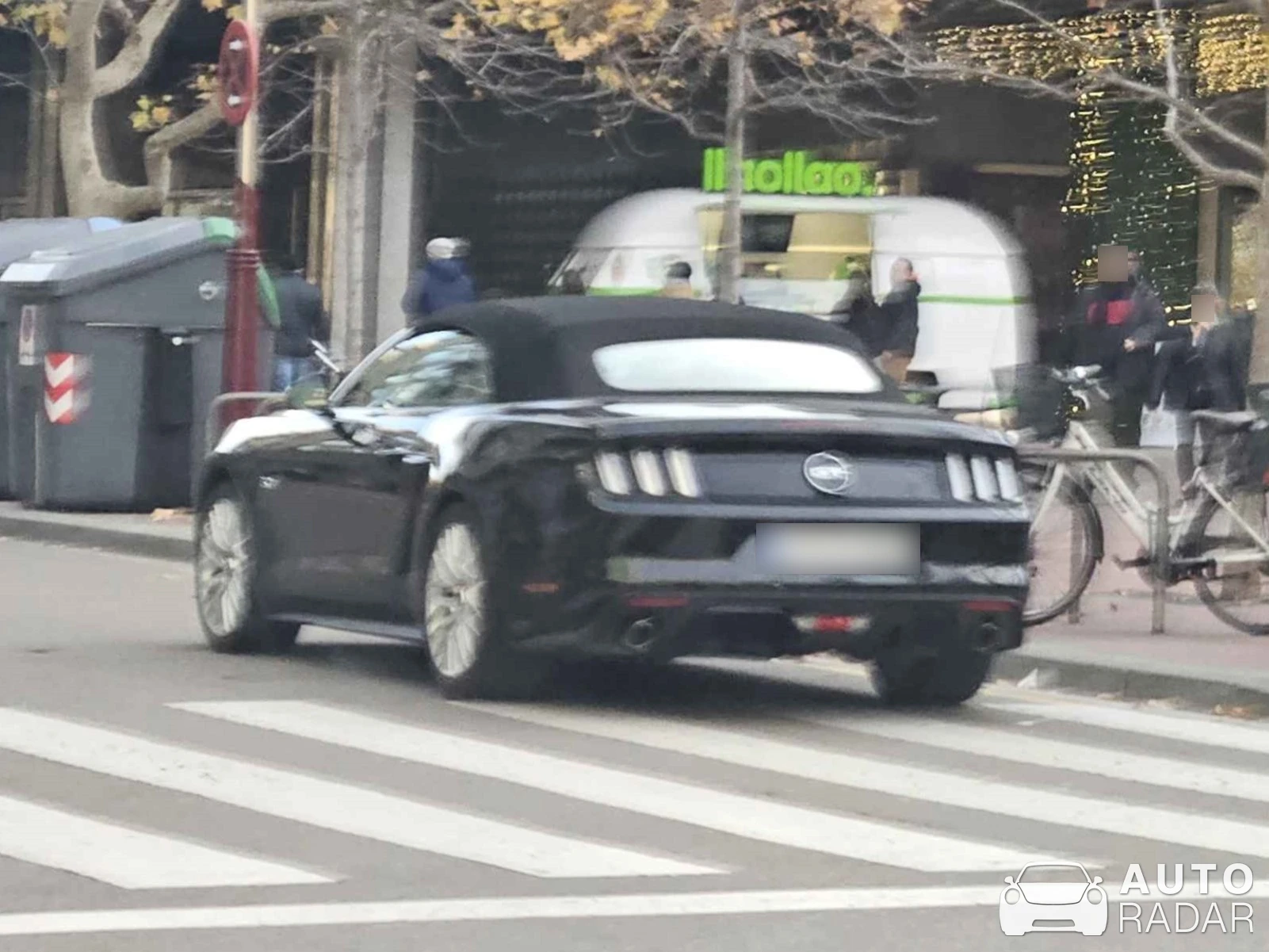 Ford Mustang GT Convertible spotted in Zaragoza, España