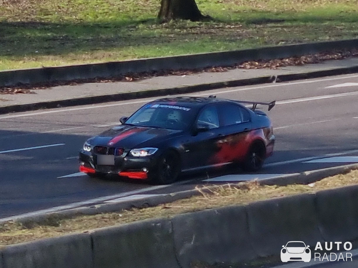 BMW 3 Series E90 spotted in Milano, Italy