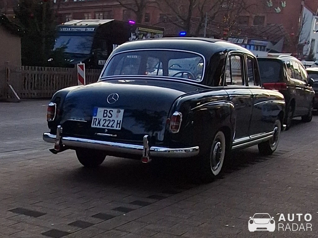 Mercedes-Benz 220S spotted in Seesen