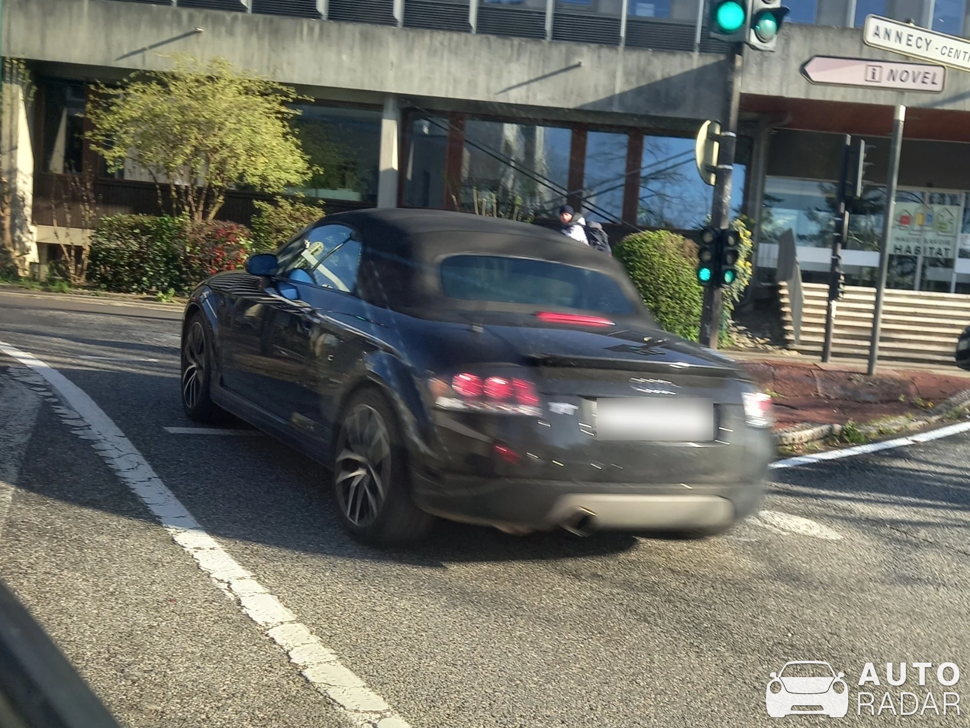 Audi TT Roadster spotted in Annecy