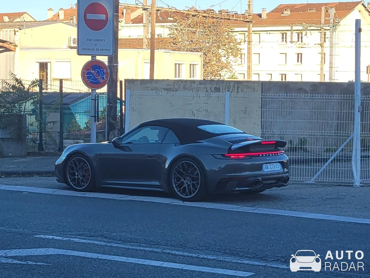 Porsche 992 Carrera S Cabriolet MkI spotted in Romans-sur-Isère