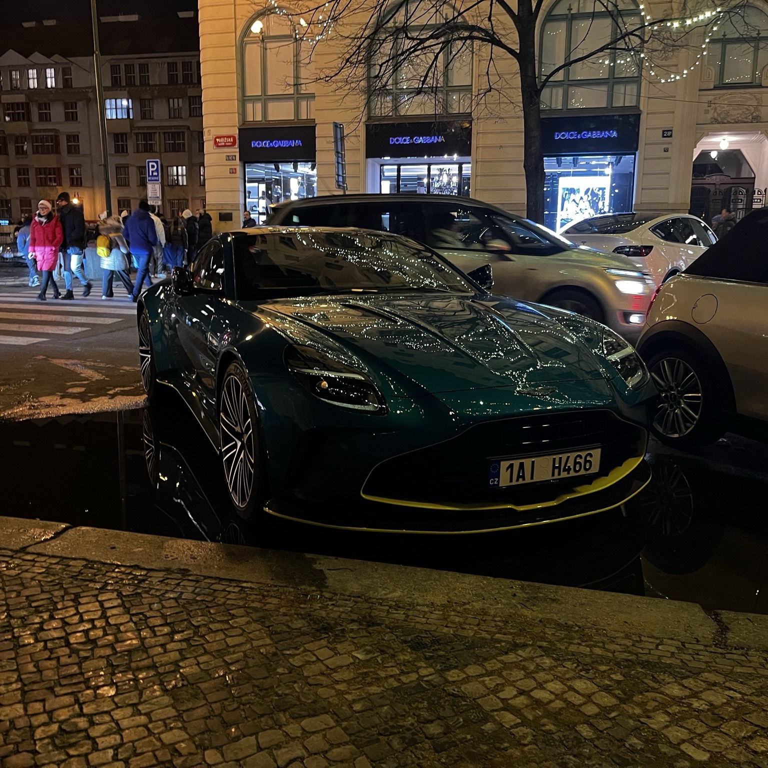 Aston Martin Vantage 2024