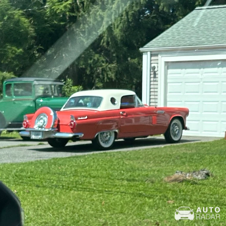 Ford Thunderbird spotted in Taunton