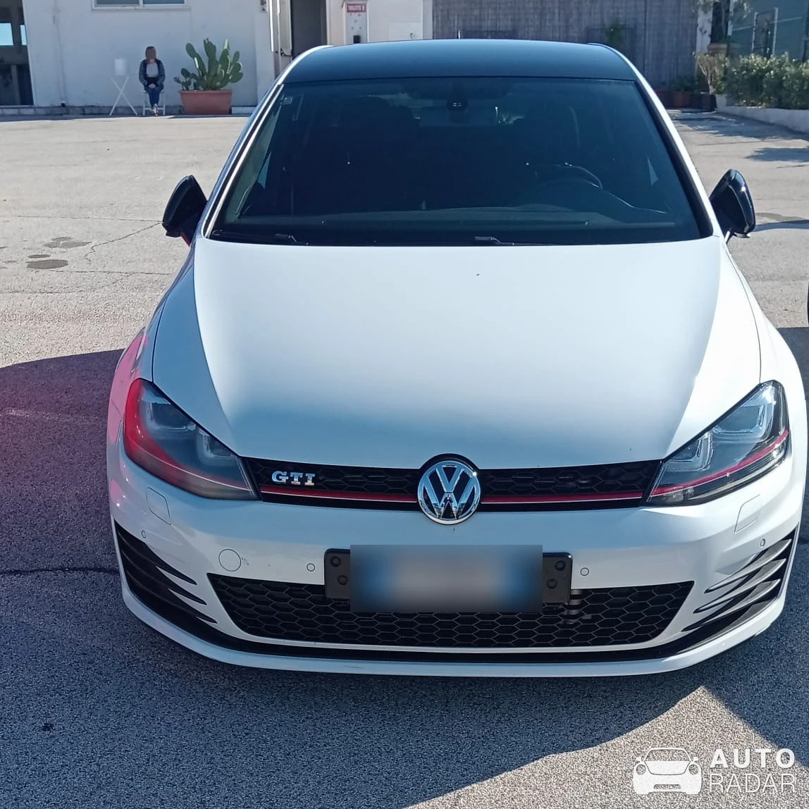 Volkswagen Golf GTI spotted in Città Metropolitana di Bari, Italy