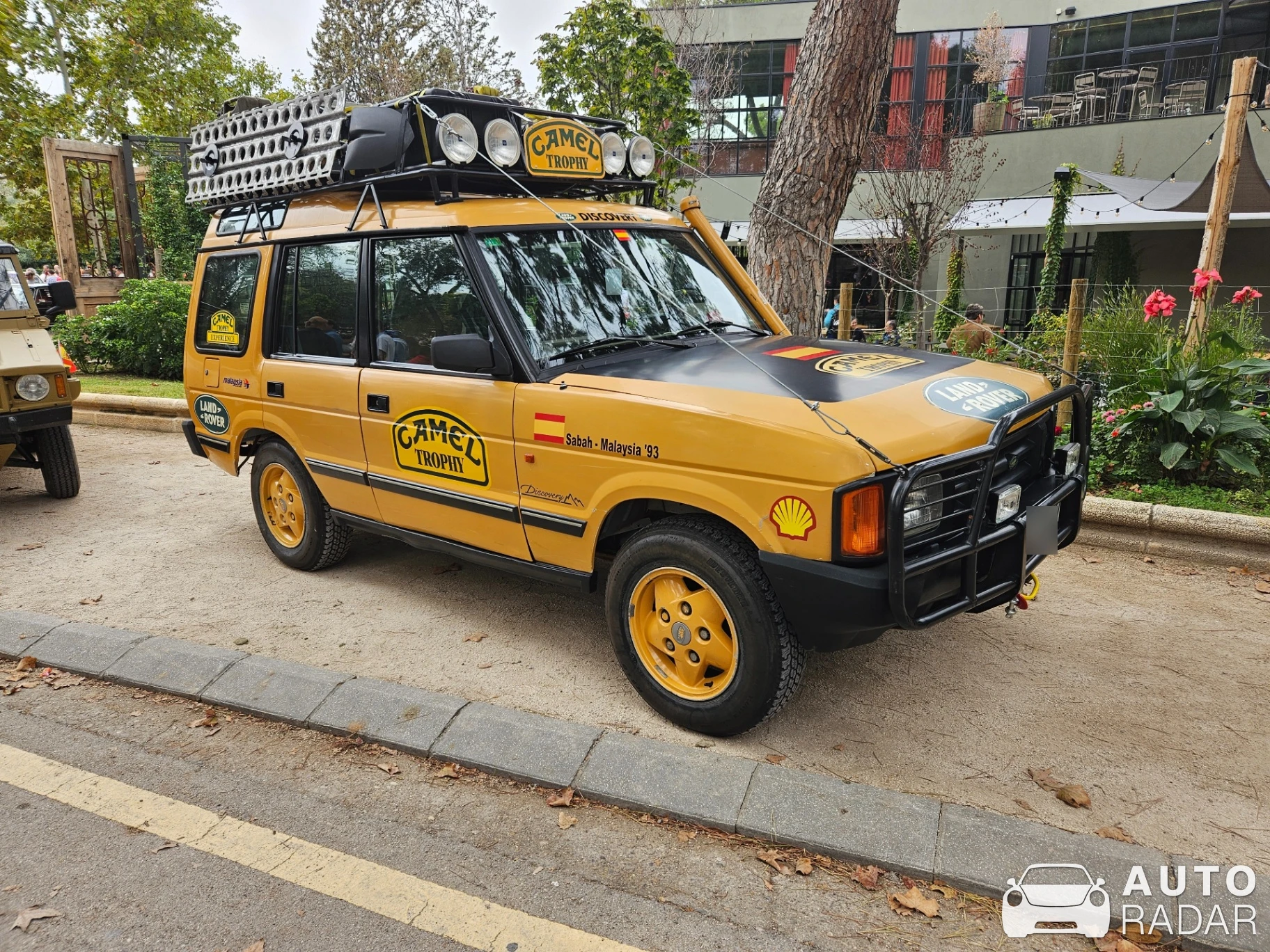 Land Rover Discovery Series I Camel Trophy spotted in Zaragoza
