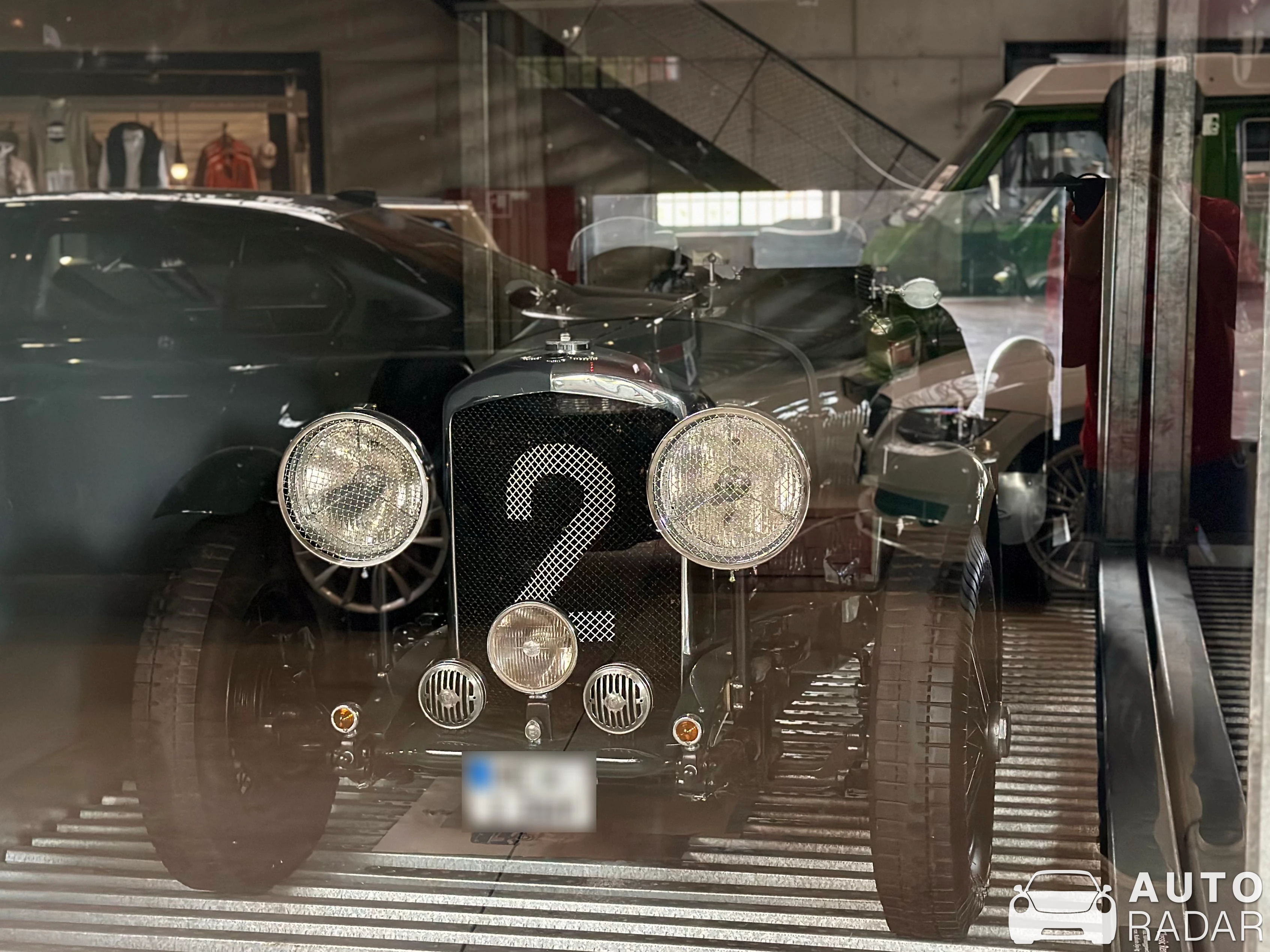 Bentley 4 1/2 Litre spotted in Düsseldorf