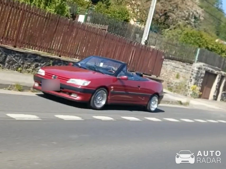 Peugeot 306 Cabrio spotted in Bořislav