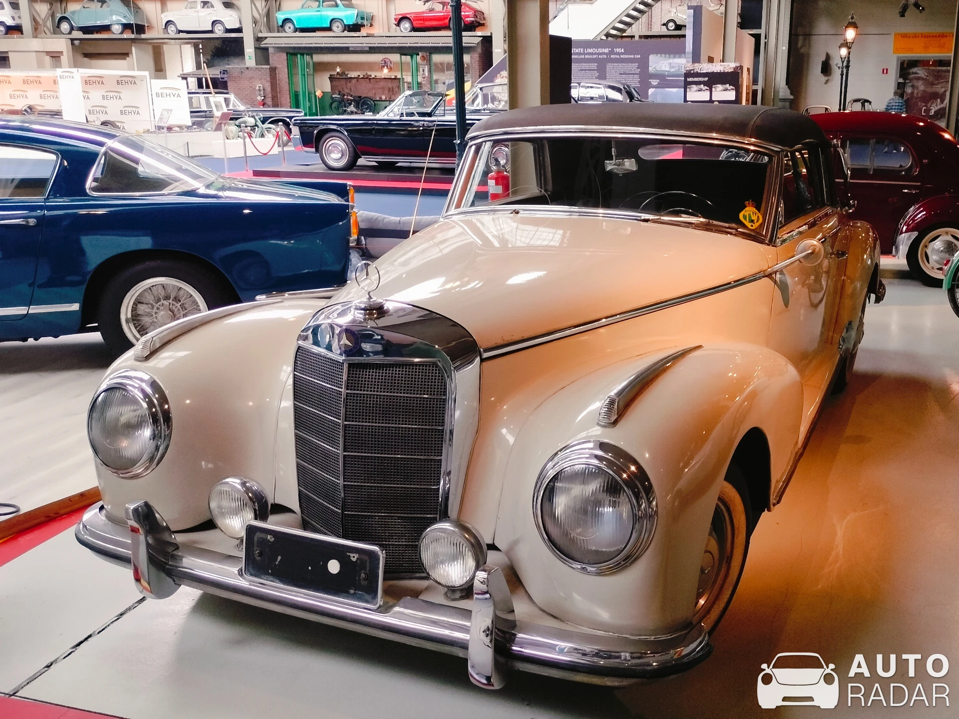 Mercedes-Benz 300S spotted in Brussels