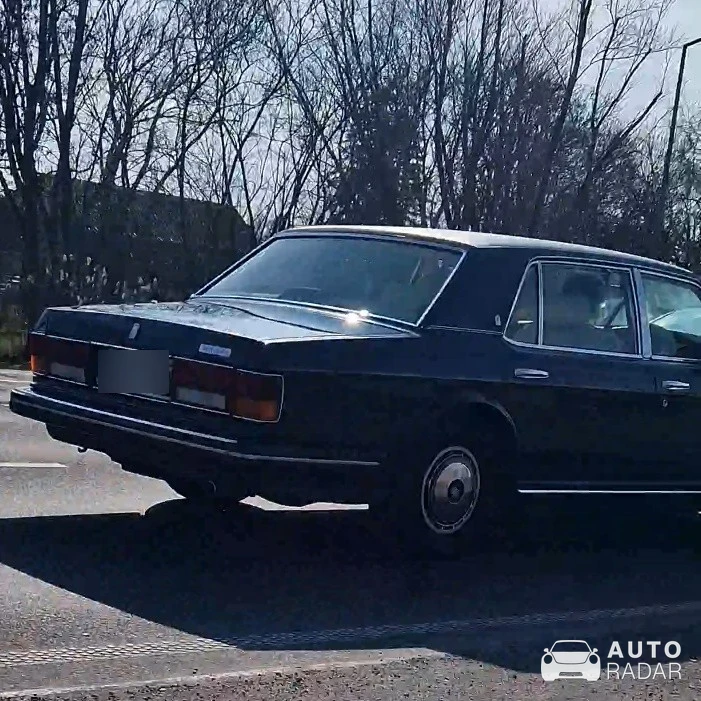 Rolls-Royce Silver Spur spotted in Wilhelmshaven
