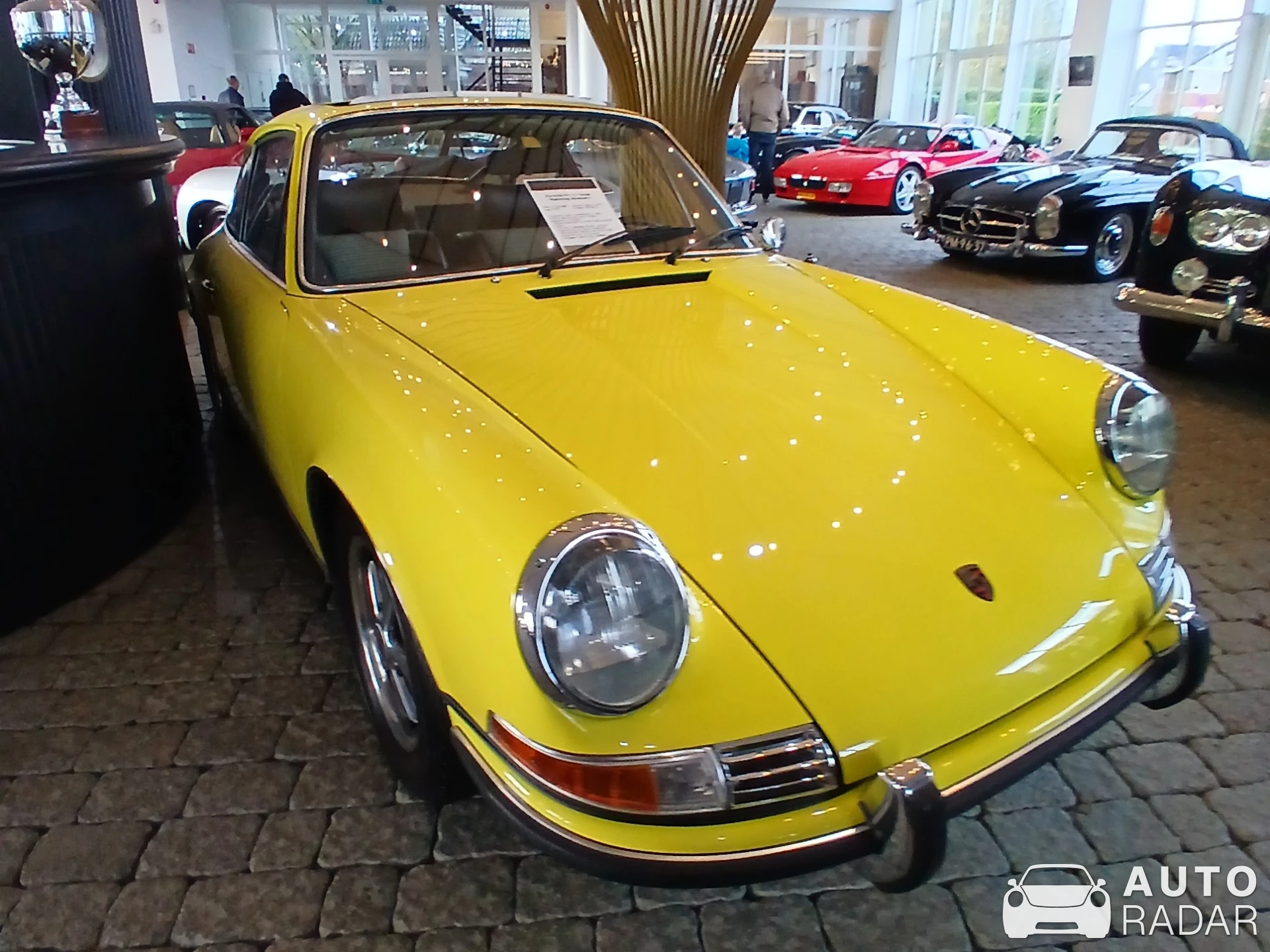 Porsche 911 Targa 2.4 S spotted in Brummen, Netherlands