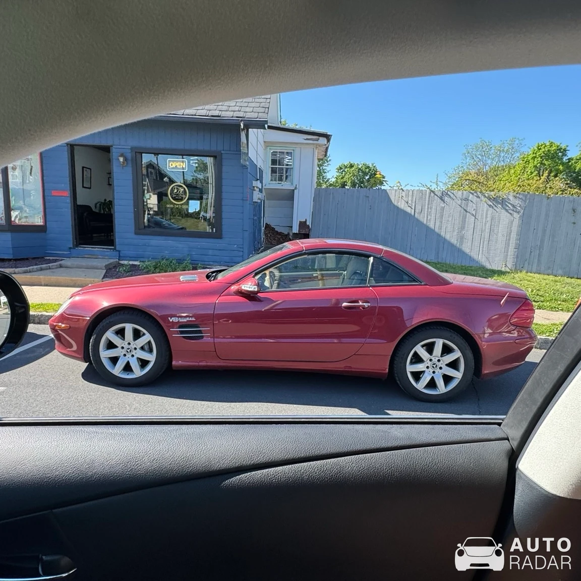 Mercedes-Benz SL 600 R230 spotted in Flemington