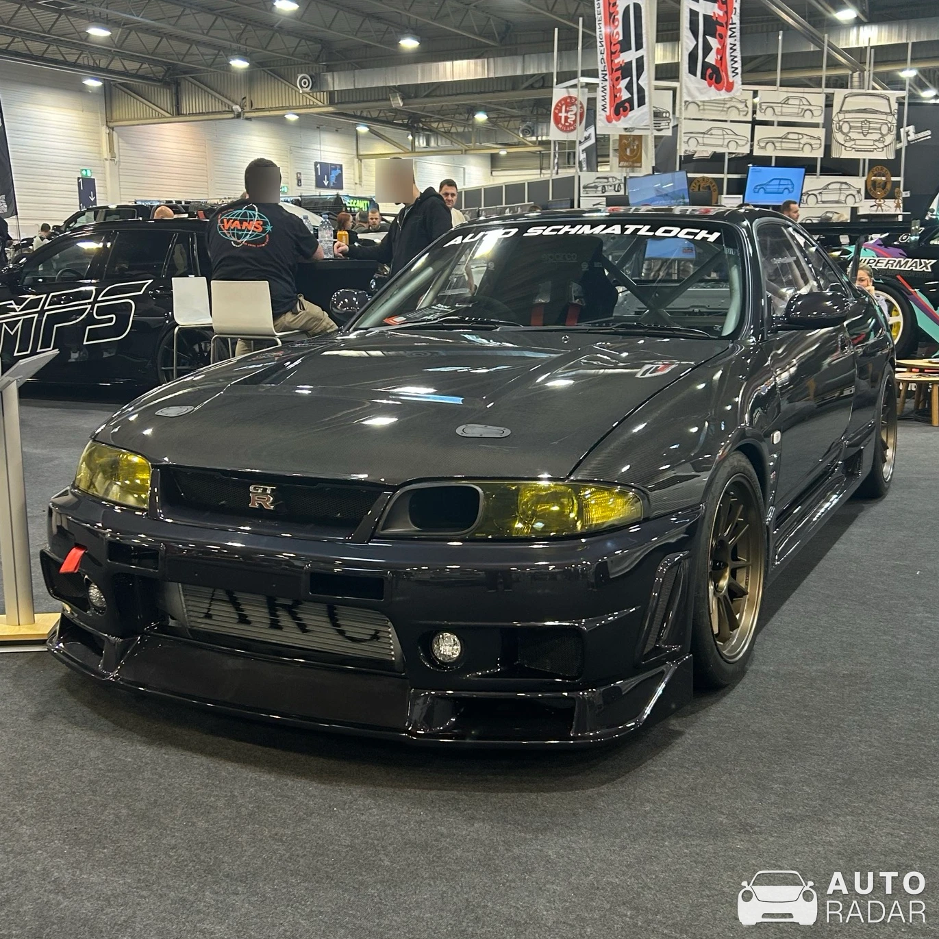 Nissan Skyline R33 V-Spec spotted in Essen, Deutschland
