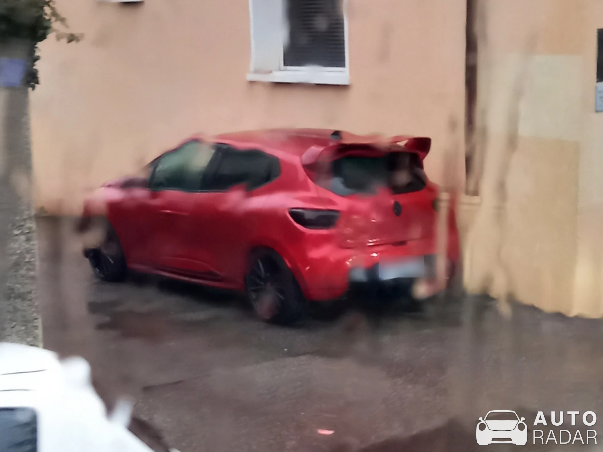 Renault Clio RS Cup IV spotted in Annecy, France