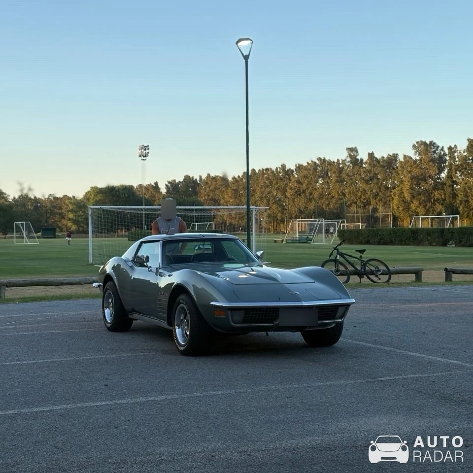 Chevrolet Corvette C3 spotted in Villa Urquiza, Argentina