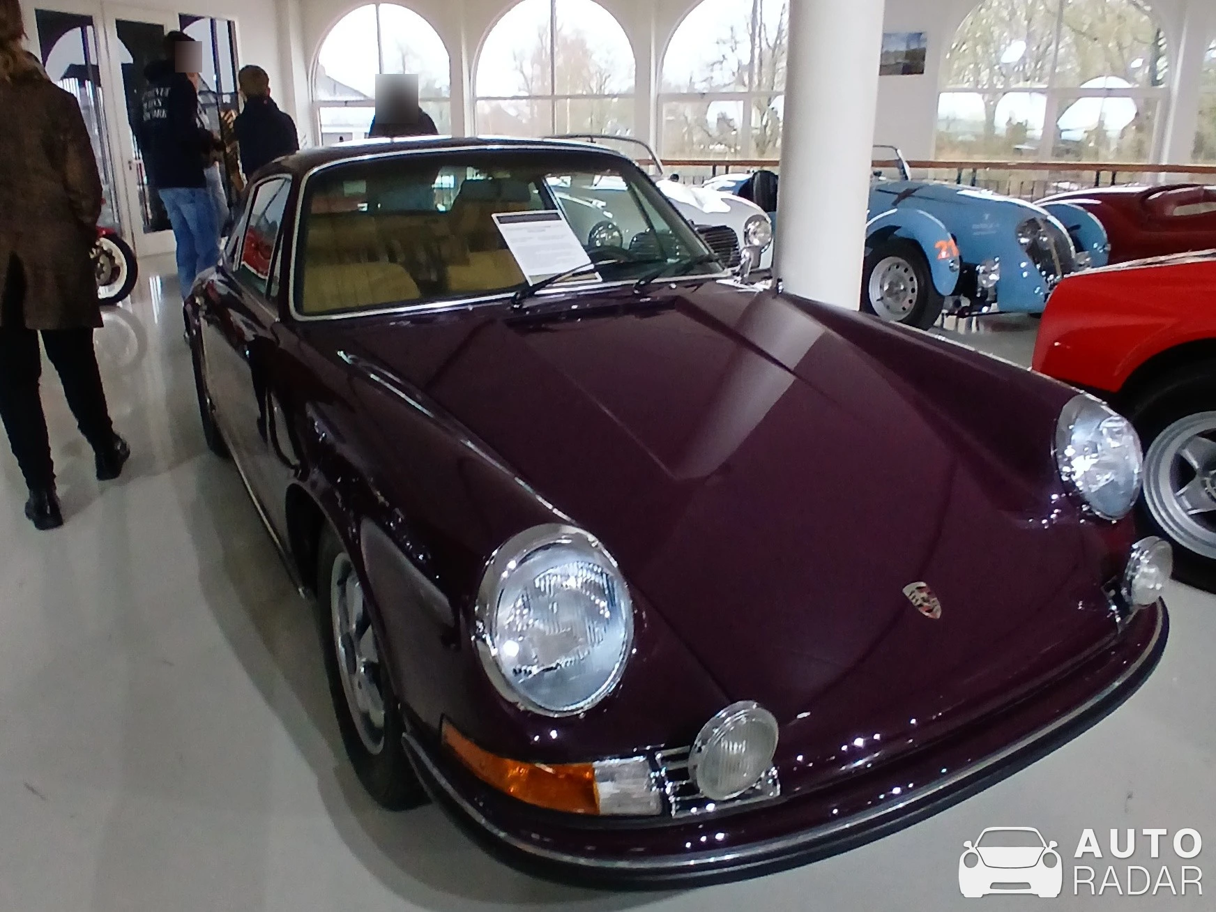 Porsche 911 Targa 2.4 S spotted in Brummen, Netherlands