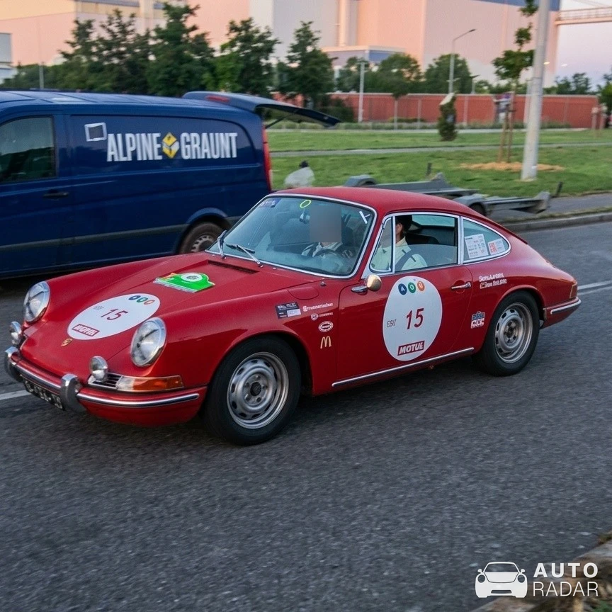 Porsche 911 L spotted in Blagnac