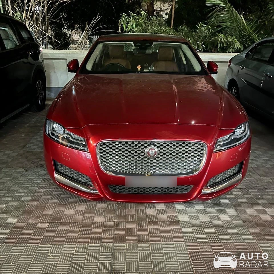 Jaguar XF 2015 spotted in Mumbai