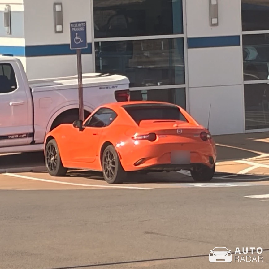 Mazda MX-5 ND RF 30th Anniversary Edition spotted in Sterling