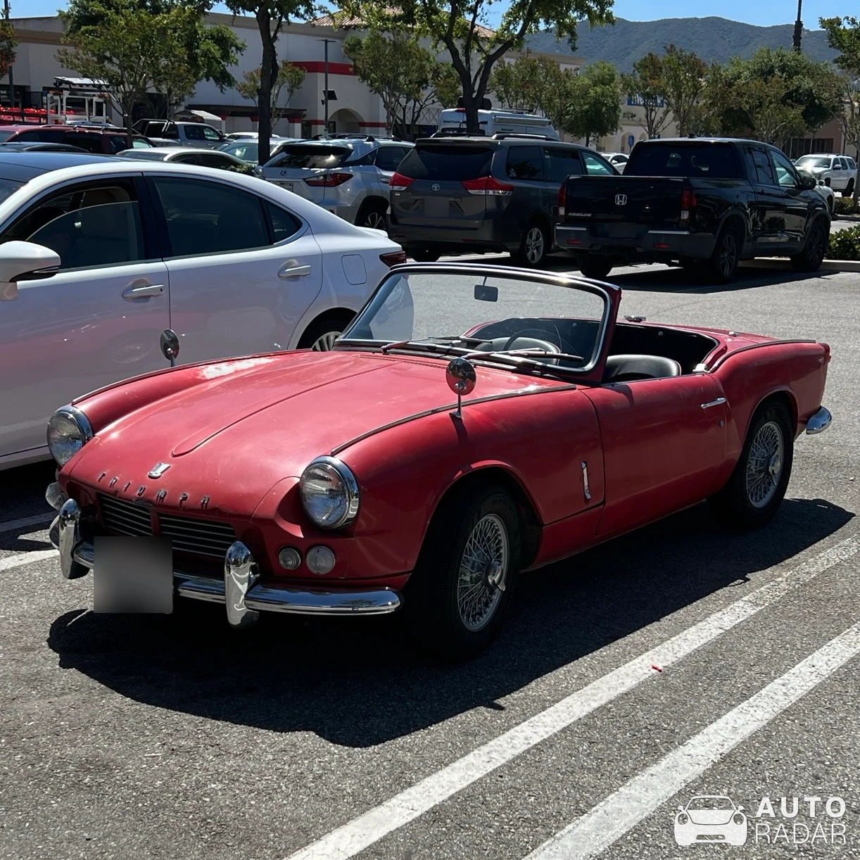 Triumph Spitfire Mark II spotted in Thousand Oaks