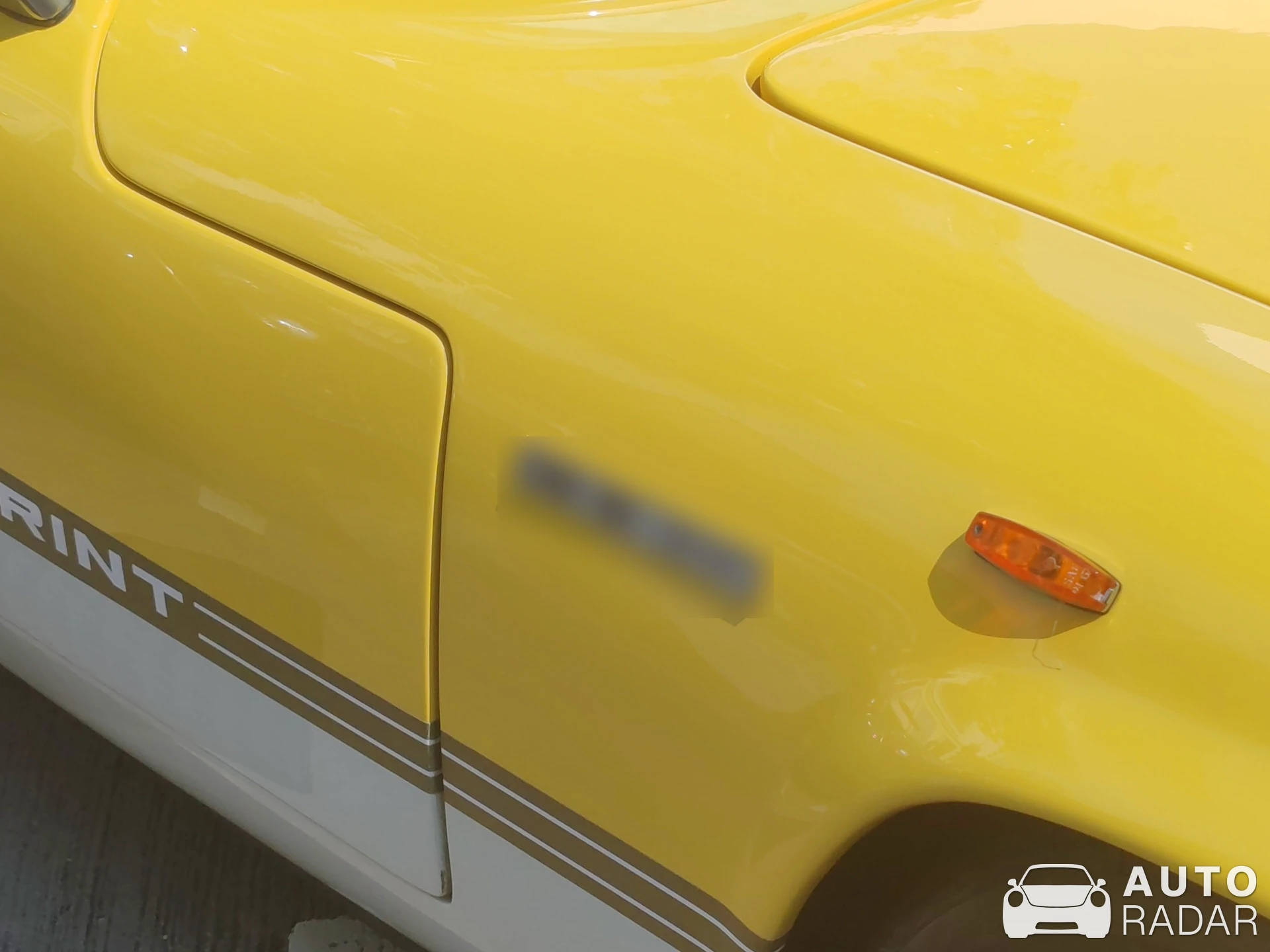 Lotus Elise S3 220 Sprint spotted in Hong Kong