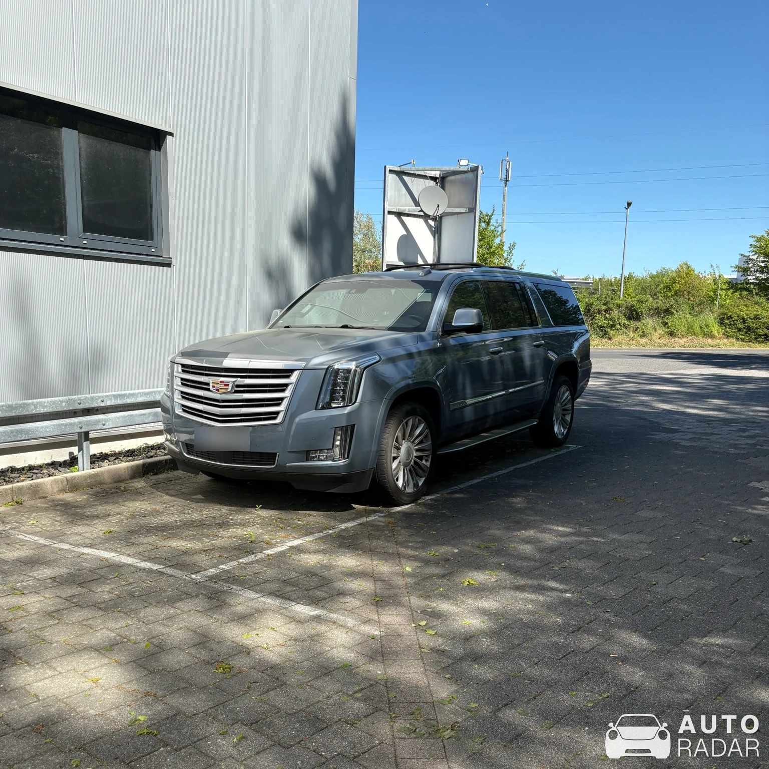 Cadillac Escalade ESV spotted in Windhagen