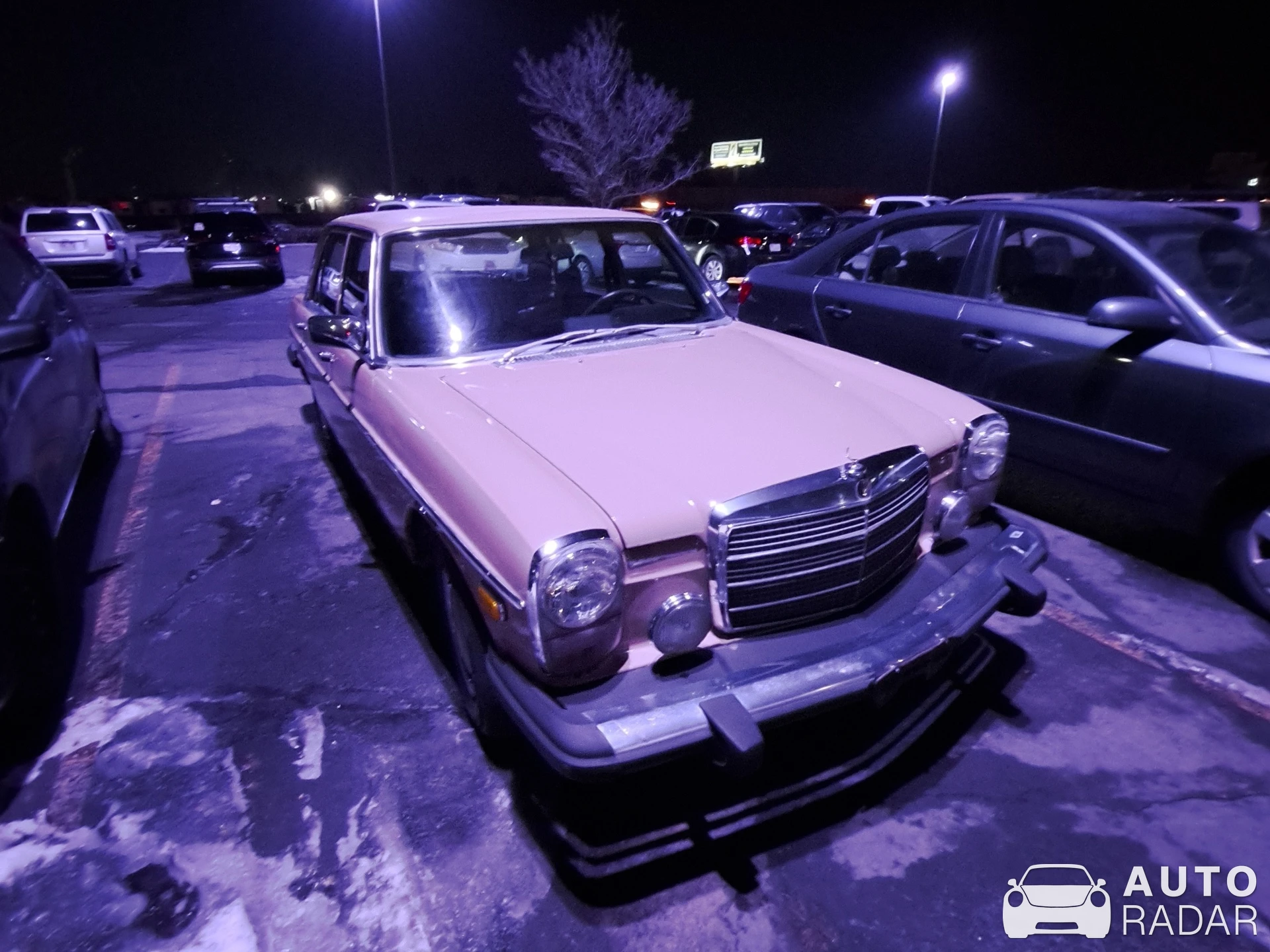 Mercedes-Benz 230E W114 spotted in Spanish Fork, United States