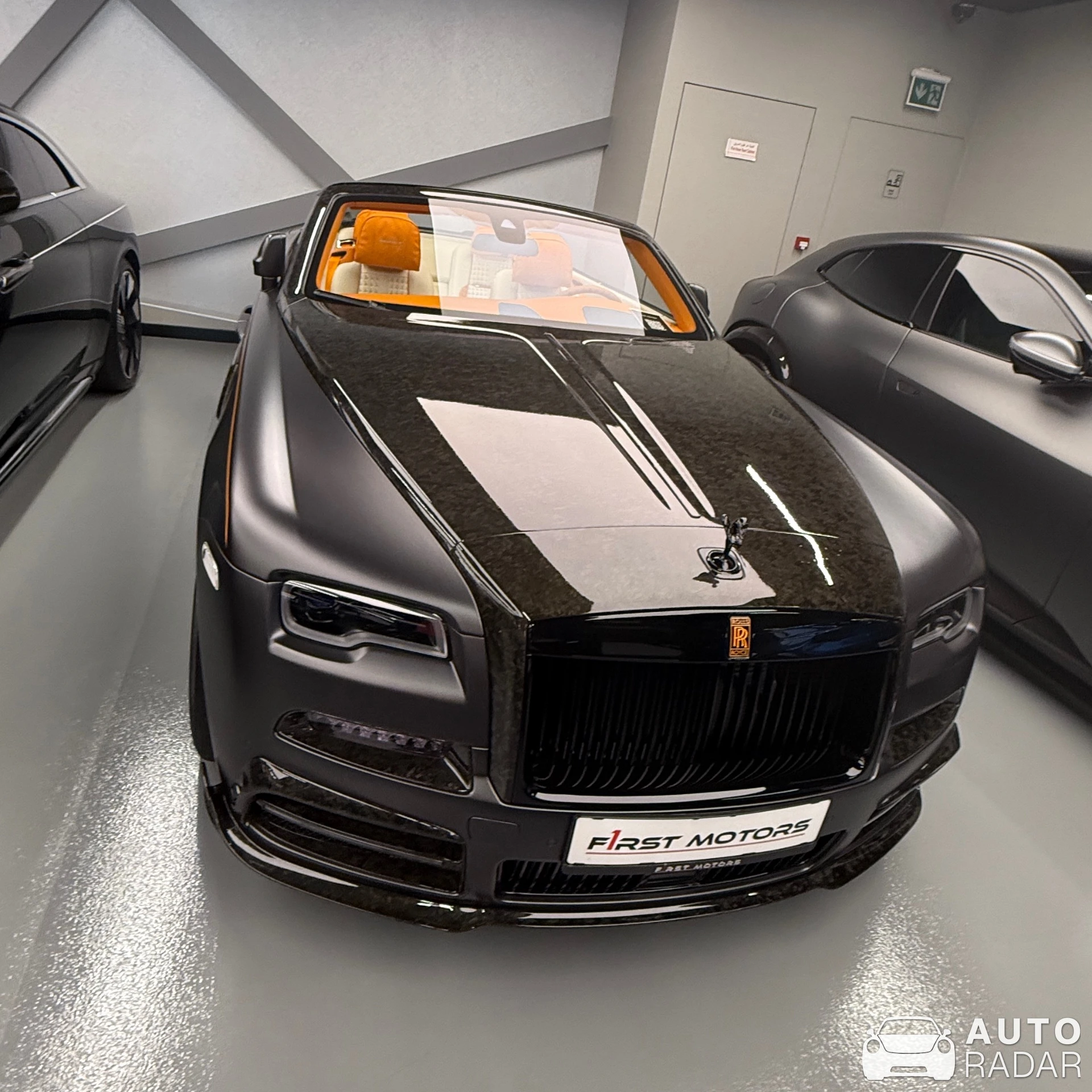 Rolls-Royce Dawn Mansory spotted in Dubai
