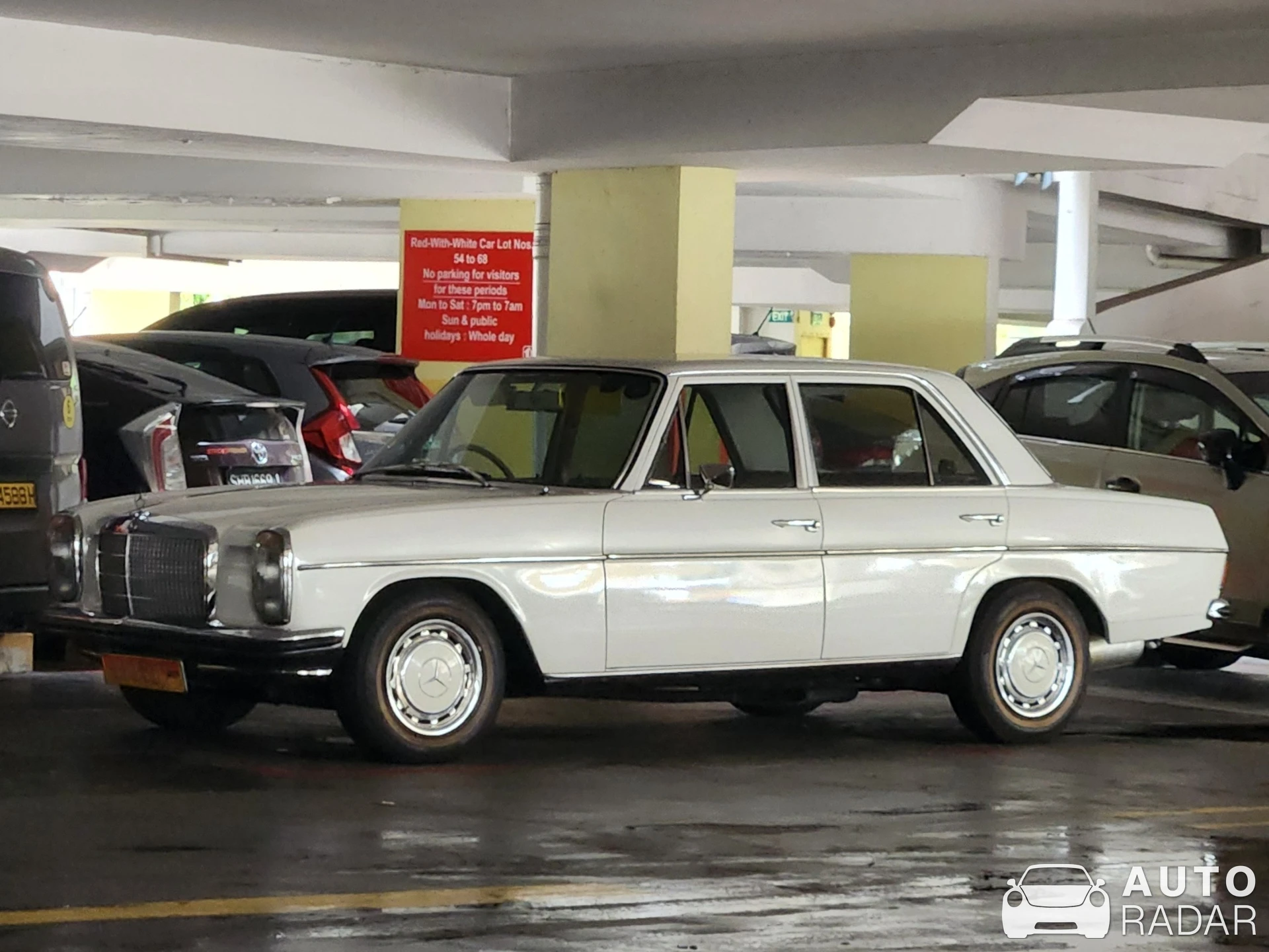 Mercedes-Benz 230E W114 spotted in Singapore