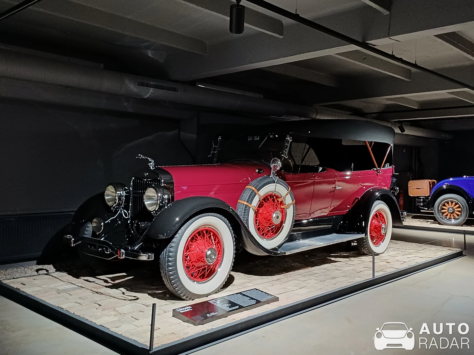 Lincoln Model L spotted in Vilnius