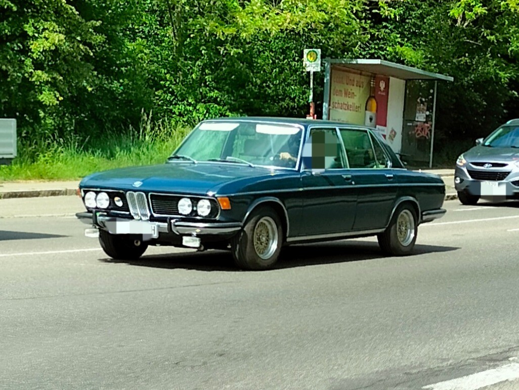 BMW 3.3Li E3