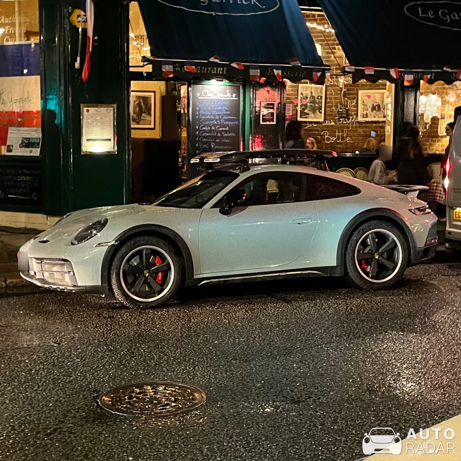 Porsche 992 Dakar spotted in Greater London, Vereinigtes Königreich