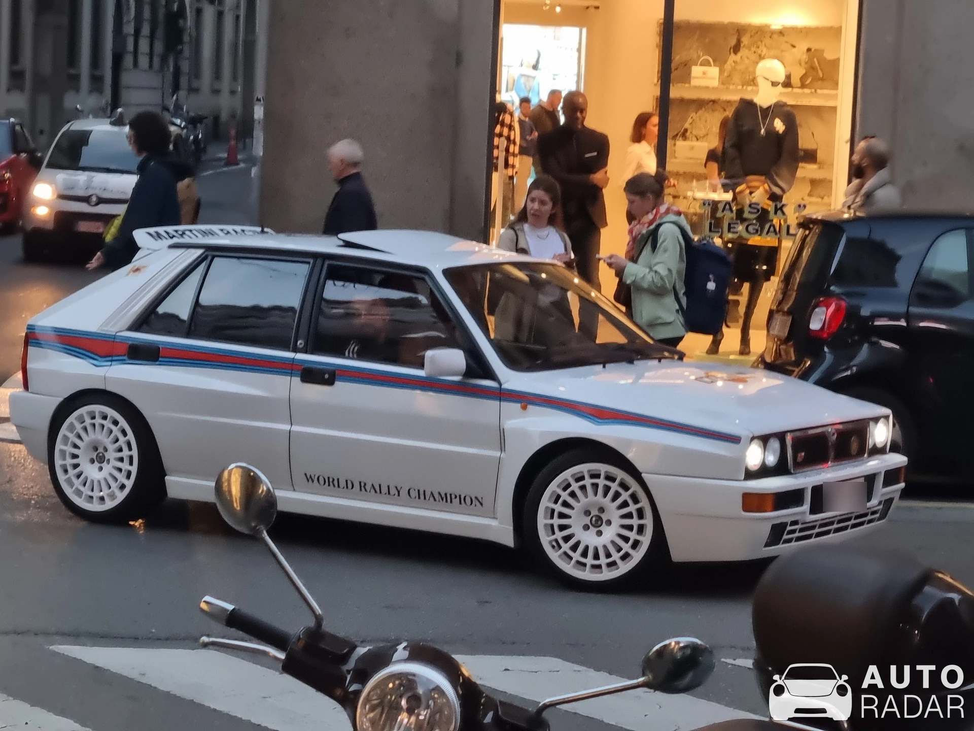 Lancia Delta HF Integrale spotted in Milano, Italia