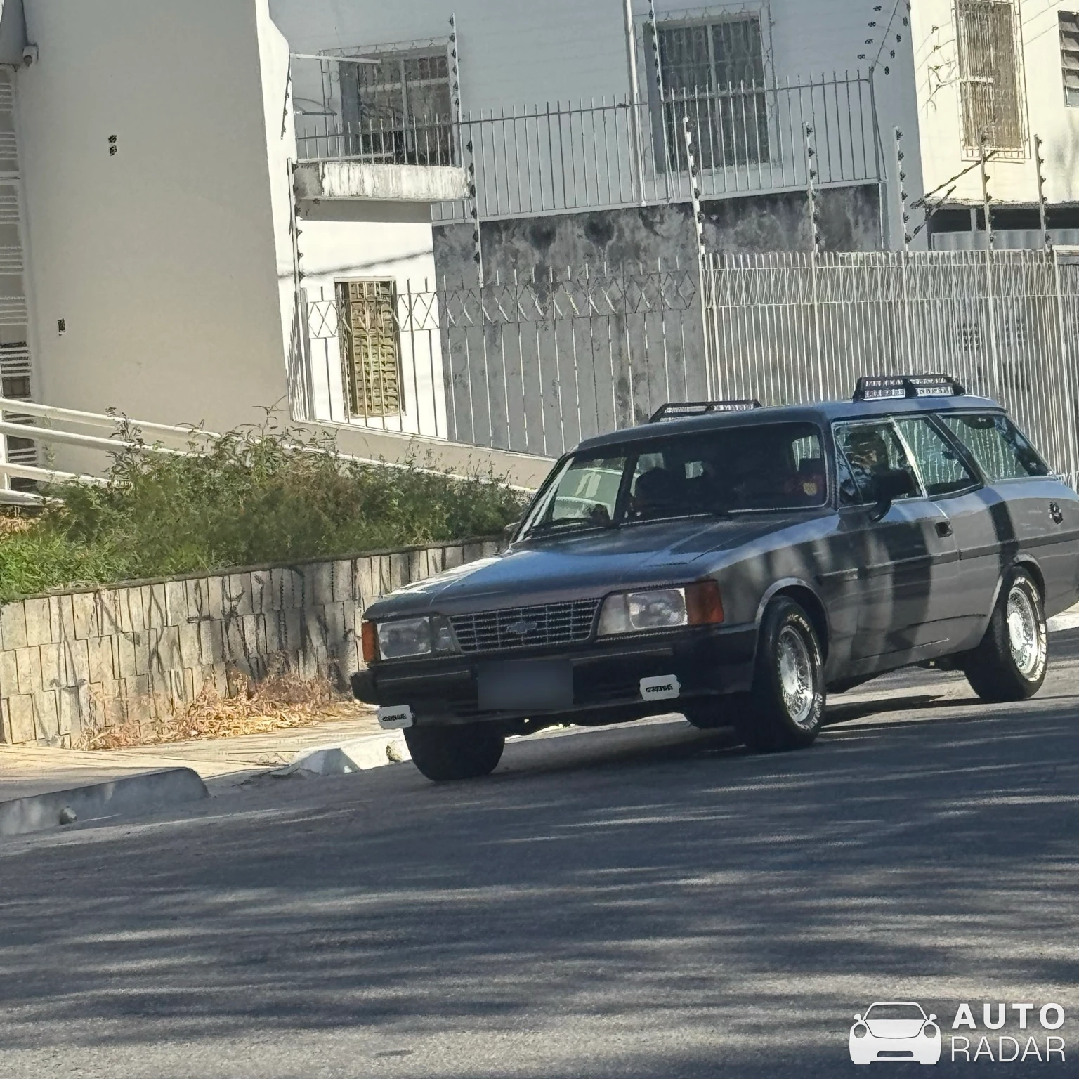 Chevrolet Caravan spotted in Aracaju