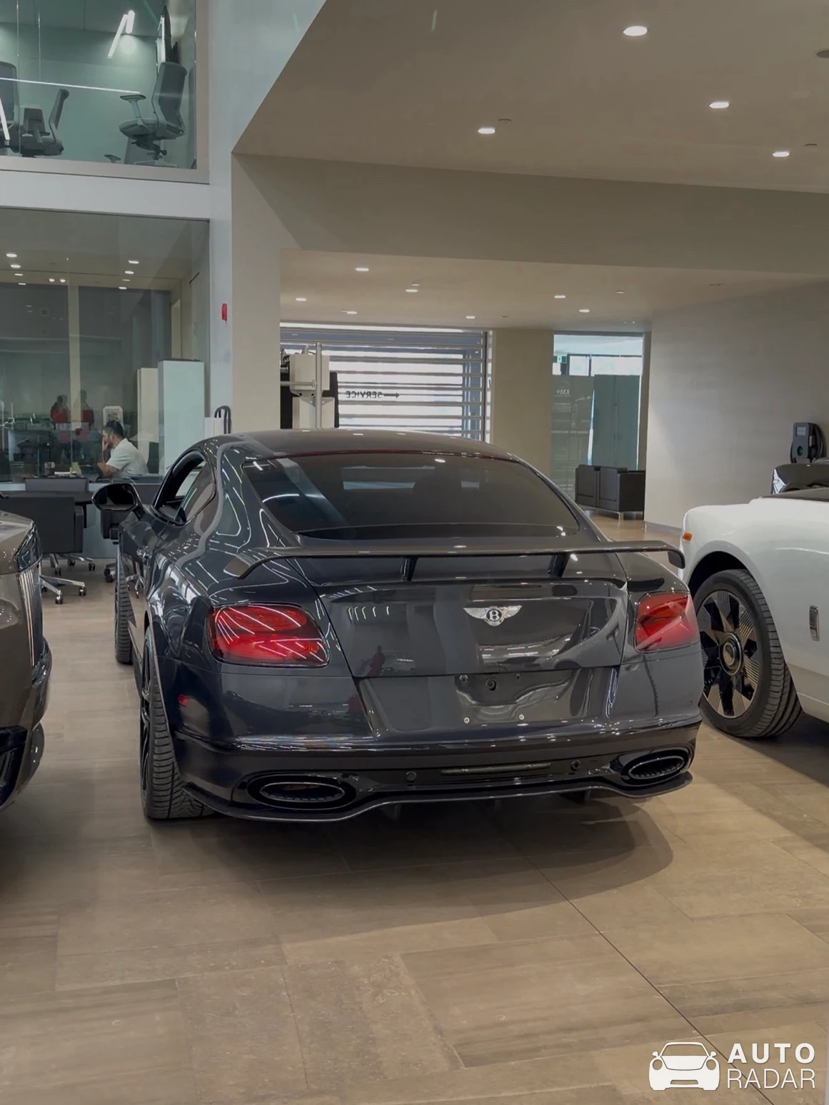 Bentley Continental Supersports Coupé spotted in Terrebonne, Canada