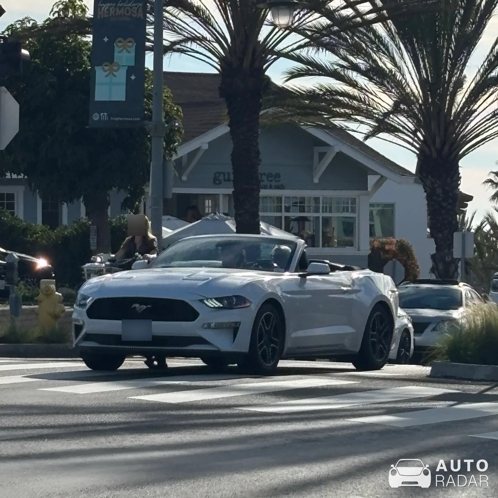 Ford Mustang 2.3 Ecoboost Convertible spotted in Hermosa Beach, United States