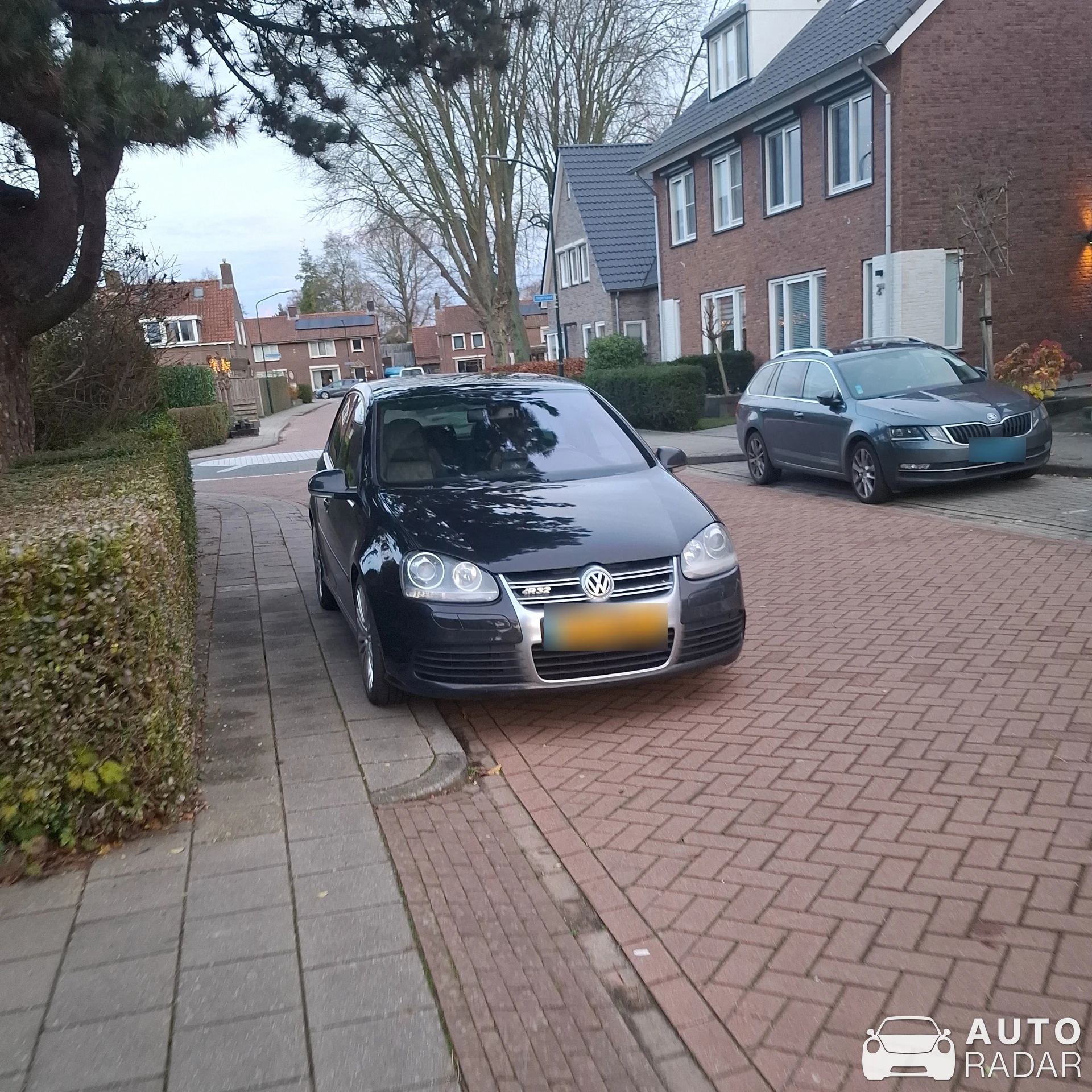 Volkswagen Golf V R32 spotted in Giessen
